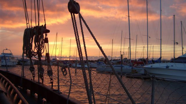 Gjøl Havn Solnedgang